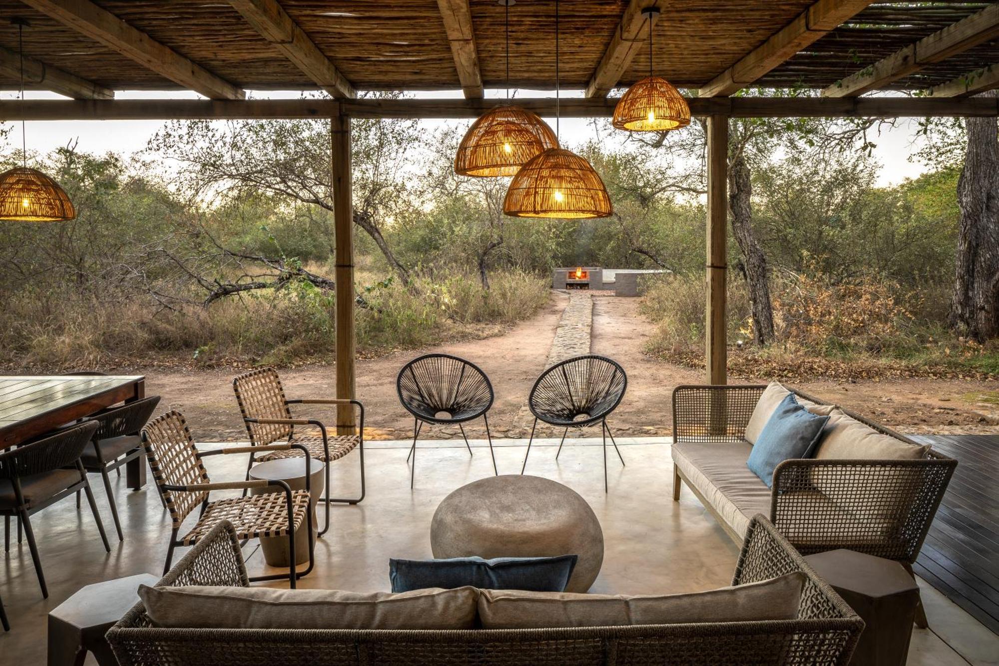 Rixile Kruger Lodge Skukuza Exterior photo